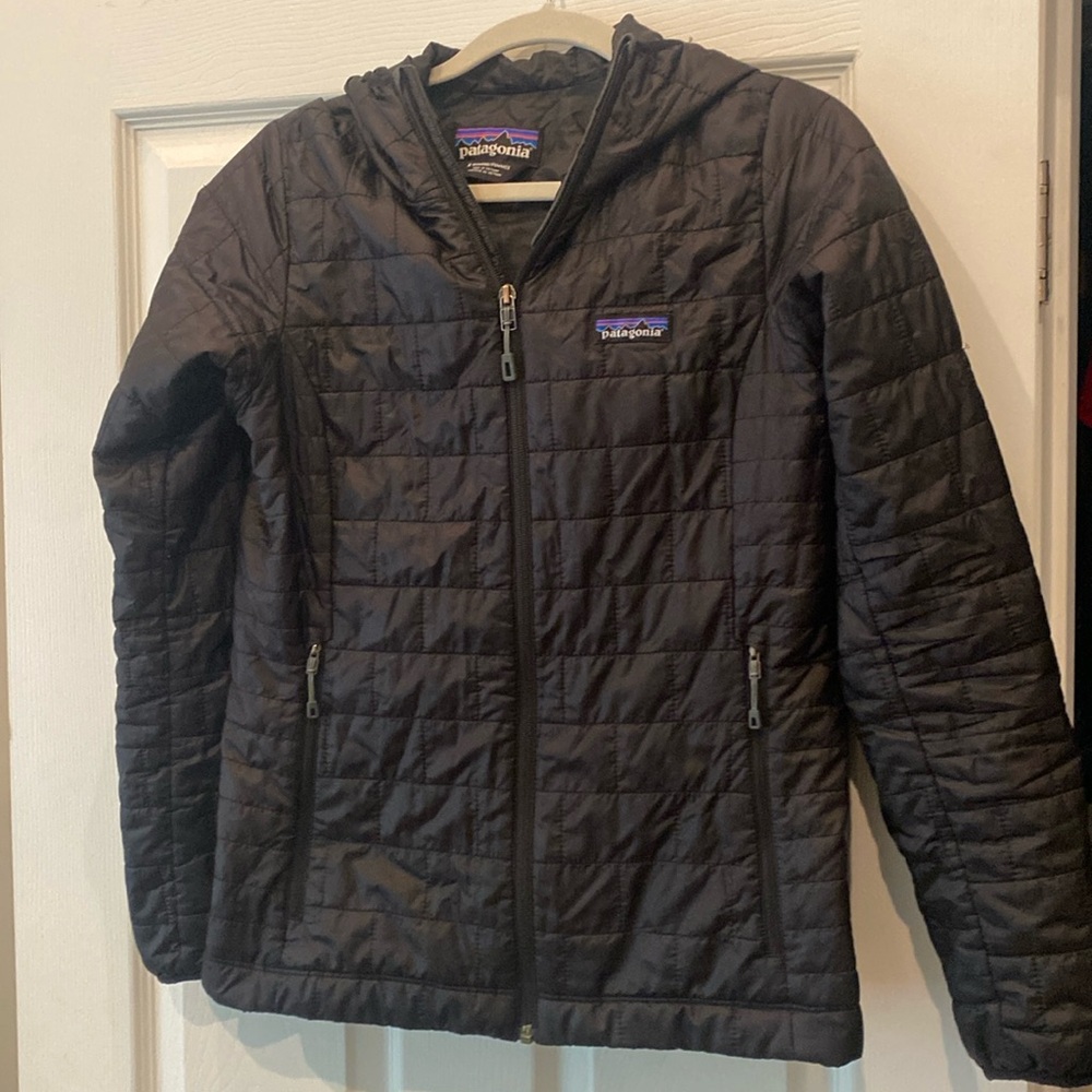 Patagonia puffy with hood, small
